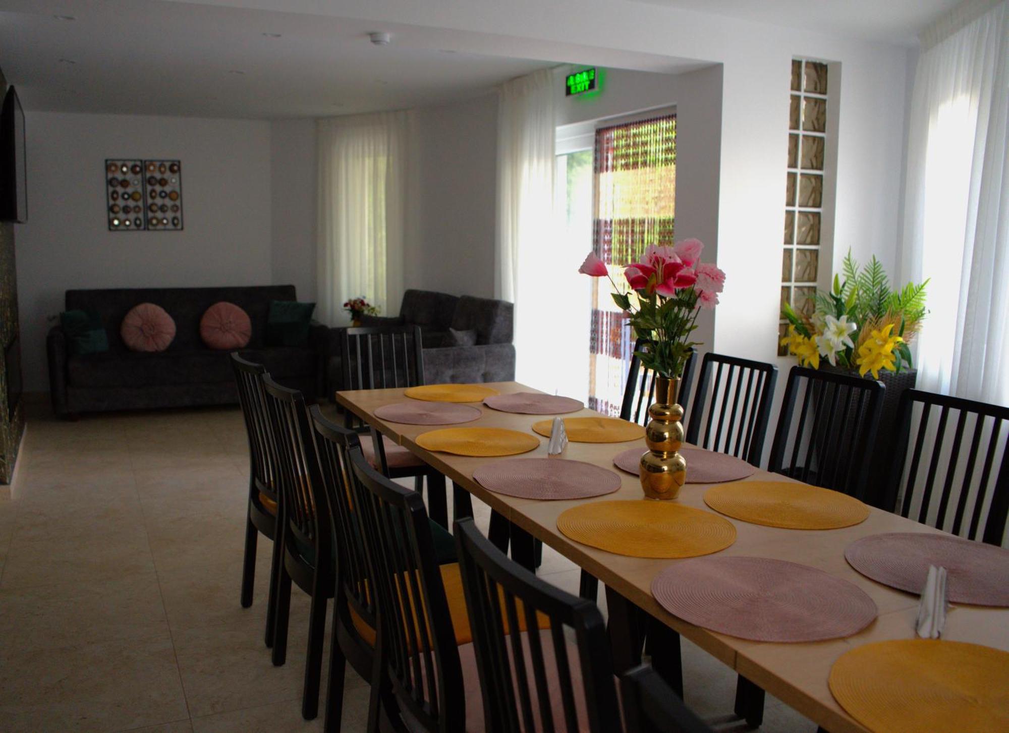 Mery'S Home Bran  Luaran gambar